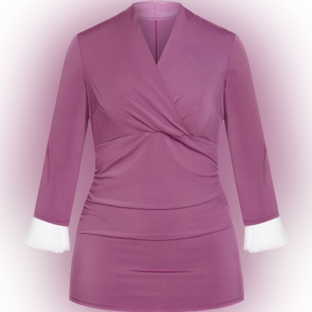 AVENUE
Roselyn Wrap Top - magenta